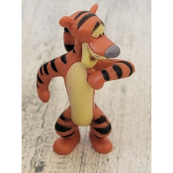Happy Tigger Winnie Pooh Friend toy figure Disney - Picture 1 of 4